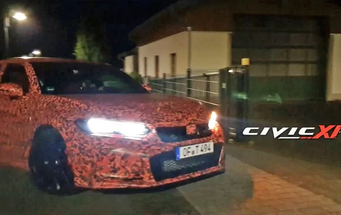 Spy video: 2023 Civic Type R at Nurburgring garage tonight ahead of testing tomorrow!