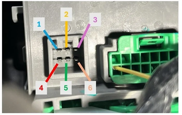 Under-Dash Fuse box 6-Pin Optional Socket Pinout