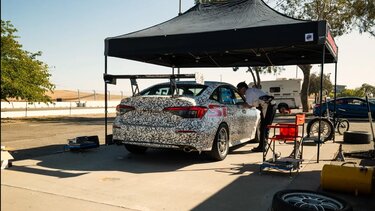 11th Gen Honda Civic Honda Teases 2022 Honda Civic Si Racing Model!! Screenshot_20211011-112854_YouTube